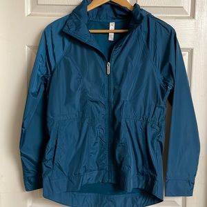 Women’s windbreaker, size XL